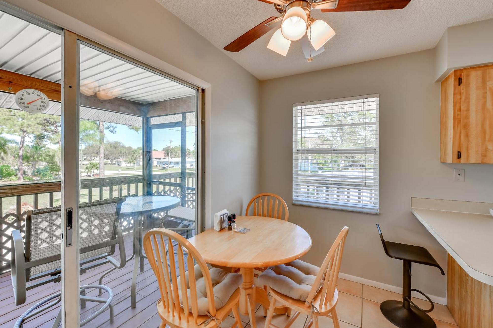 Coastal Oasis With Shared Pool, 2 Mi To Beach! Holiday home Englewood